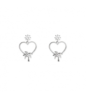 Fijne zilverkleurige oorbellen in hartvorm met een kleine ananas en palmboom