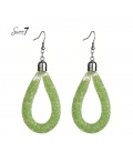 Oorhangers met ovale hanger van mesh met daarin kleine lichtgroene glitter steentjes