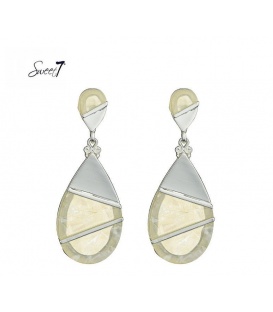 Prachtige oorbellen met wit marmerachtige en zilverkleurige hanger