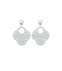 Grijze oorbellen met een mooie hanger en een zilverkleurig oorstukje