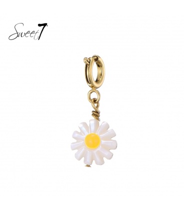 Goudkleurige sleutelhanger met madelief hanger