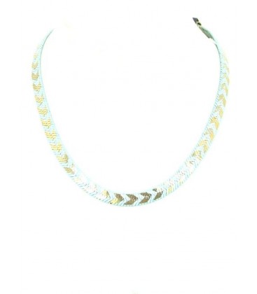 Dunne mintgroene schakelketting met goudkleurige accenten