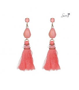 Mooie roze oorbellen met kwast en glas kralen
