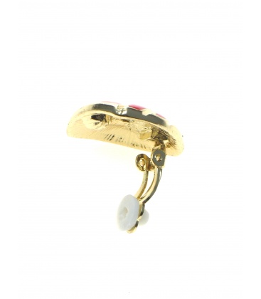 Driehoekige rood met goudkleurige oorclips