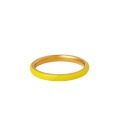 Goudkleurige minimalistische ring met een gele coating (16)