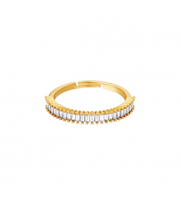 Goudkleurige ring met een rij van witte zirkoonsteentjes