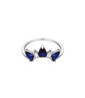 Zilverkleurige ring in vorm van kroon met blauwe stenen (17)