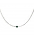 Zilverkleurige halsketting met een vierkante groene steen