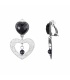 Mooie zwarte oorclip met een zilverkleurige hartvormige hanger