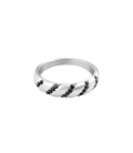 Zilverkleurige smalle croissant ring met zwarte zirkoonstenen (16)