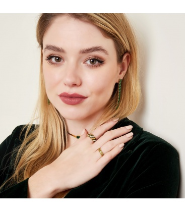 Zilverkleurige smalle croissant ring met zwarte zirkoonstenen (16)