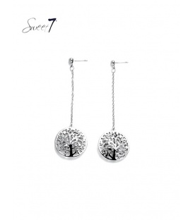 Zilverkleurige oorhangers met kettinkje en een levensboom 