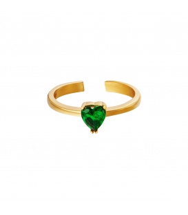 Goudkleurige ring met groene hart van zirkoonsteen