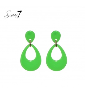 Groene oorbellen met een ovale hanger
