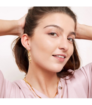 Goudkleurige ketting oorhangers met grote en kleine schakels