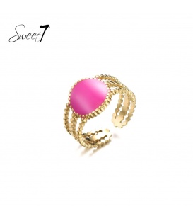 Goudkleurige ring met een roze steentje