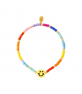 Armband met kleine kraaltjes in regenboogkleuren en smiley gezicht