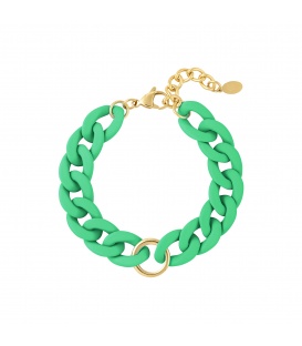 Groene armband met een dikke ketting en een ringetje