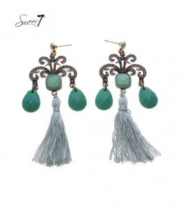 Groene oorhangers met strass steentjes en kwasten