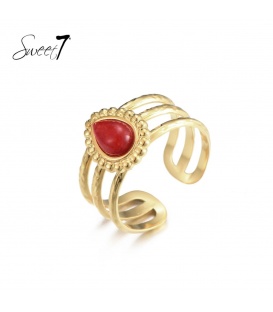 Goudkleurige ring met een rode natuursteen