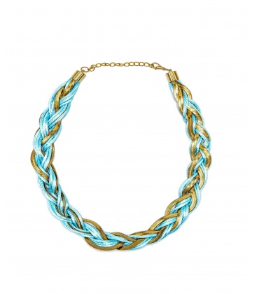 Licht blauwe koord halsketting met een goudkleurige ketting er door heen gevlochten