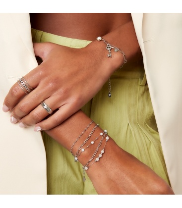Zilverkleurige schakel armband met 3 lagen en glas kralen