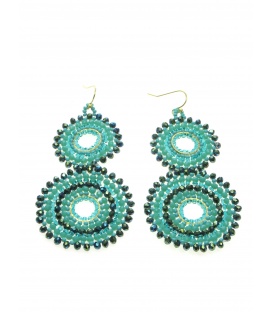 Turquoise oorhangers met verschillende kleuren glaskralen