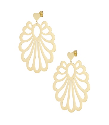 Goudkleurige oorhangers met een feestelijk patroon en een hartje als oor stukje