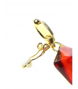 Prachtige Gouden Oorclips met Rode Hanger - Must-Have Accessoires voor Jouw Stijl!