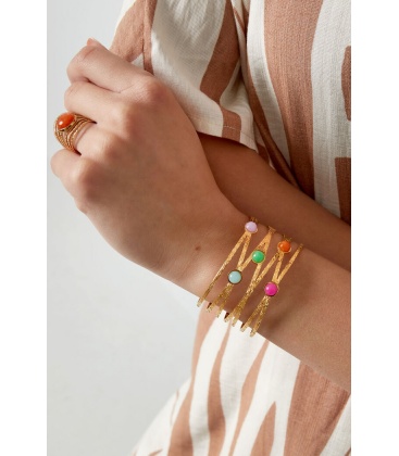 Goudkleurige Armband met Kleurrijke Edelstenen - Must-have Accessoire