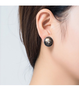 Zwarte ovale oorclips 