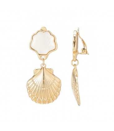 Goudkleurige schelpen oorclips met parelmoer inleg