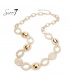 Beige lange halsketting met goudkleurige details
