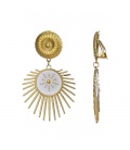 Goudkleurige oorclips met een wit zonnemotief