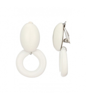 Oorclips wit met een ronde hanger en ovaal oor stukje