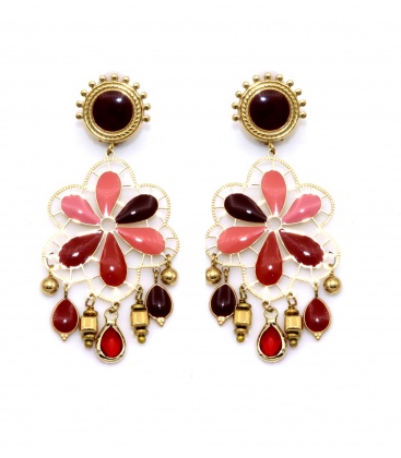 Goudkleurige dunne metalen oorclips met een gekleurde bloem en bedels