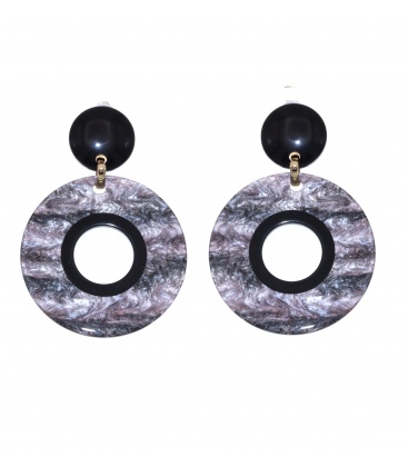 Gemeleerde oorclips met een zwarte rand en oor stukje