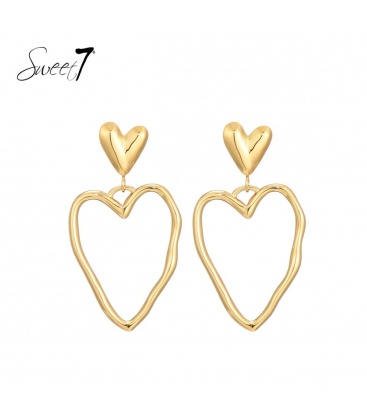 Goudkleurige harten oorhangers