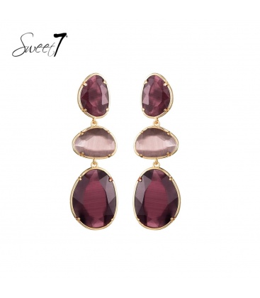 Paarse oorhangers met cat eye stenen en goudkleurige omlijsting