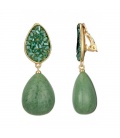 Oorclips met een groene druppel hanger en steentjes detail