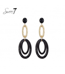 Zwarte ovale oorhangers met een goudkleurige element