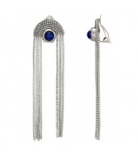 Oorclips met zilverkleurige franjes en een blauw steentje