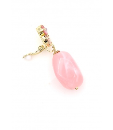 Oorclips met roze kraal en fonkelende steentjes
