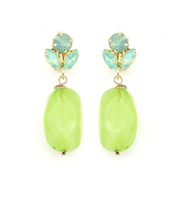 Oorclips met mintgroene kraal en turquoise accenten