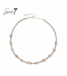 Halsketting beige met natuurstenen kralen 