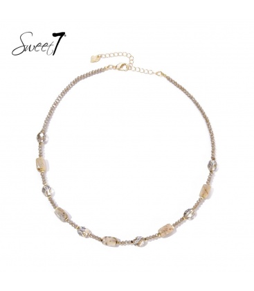 Halsketting beige met natuurstenen kralen 