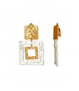 Oorclips met vierkante vormen in goud en zilverkleur