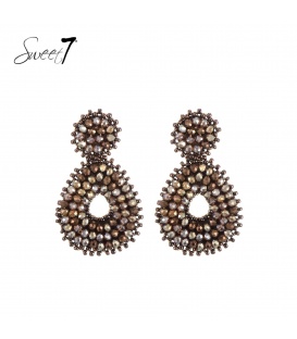 Oorbellen bruin met glinsterende glas kralen in druppelvorm