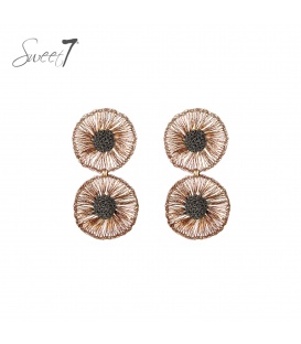 Oorbellen goudkleurig met dubbele cirkels en open design