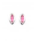 Oorclips met ovale roze cat eye steen en zilverkleurige omlijsting